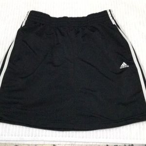 ✨Adidas Skirt✨